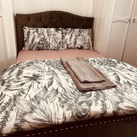 Holiday House Near Football Ground Nottingham Bagian luar foto
