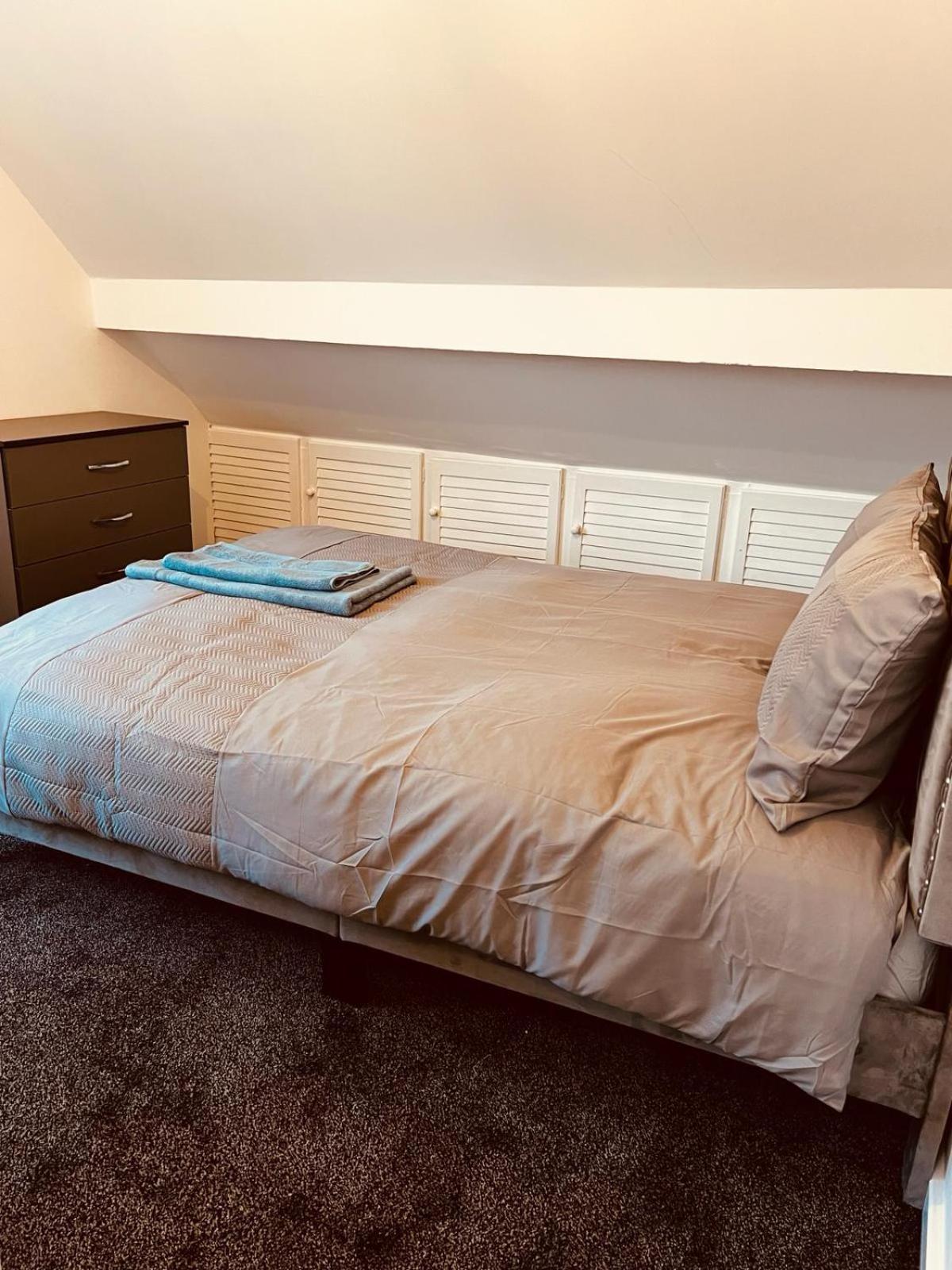 Holiday House Near Football Ground Nottingham Bagian luar foto